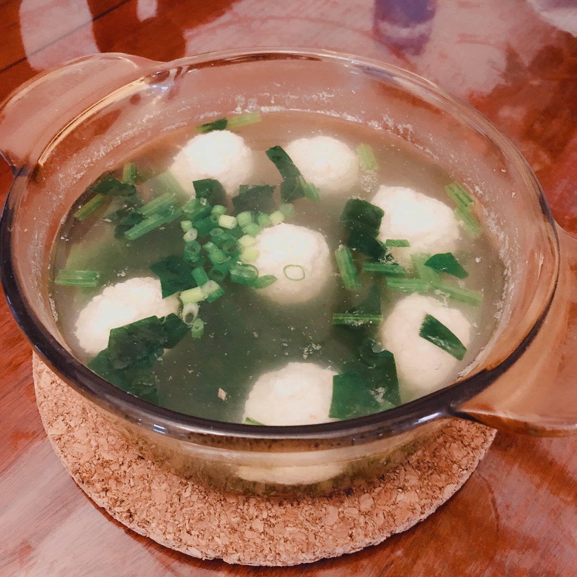 蔬菜豆腐虾丸汤的做法