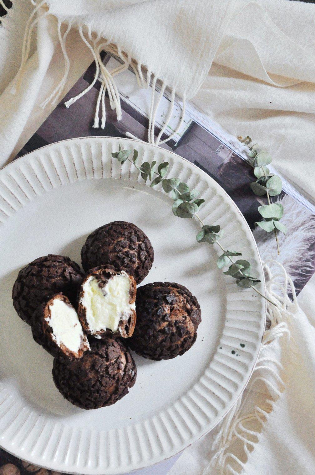 巧克力酥皮泡芙