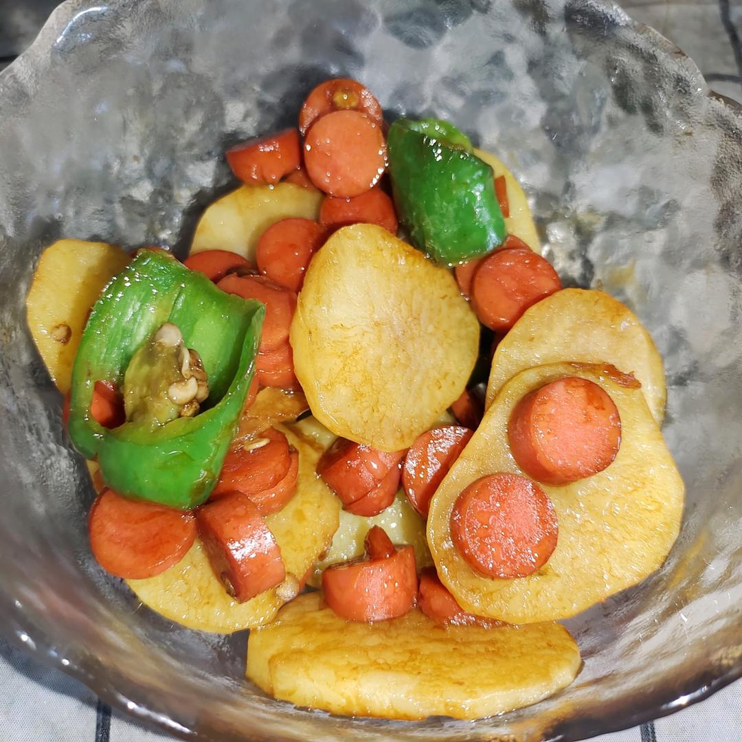 土豆片炒火腿肠