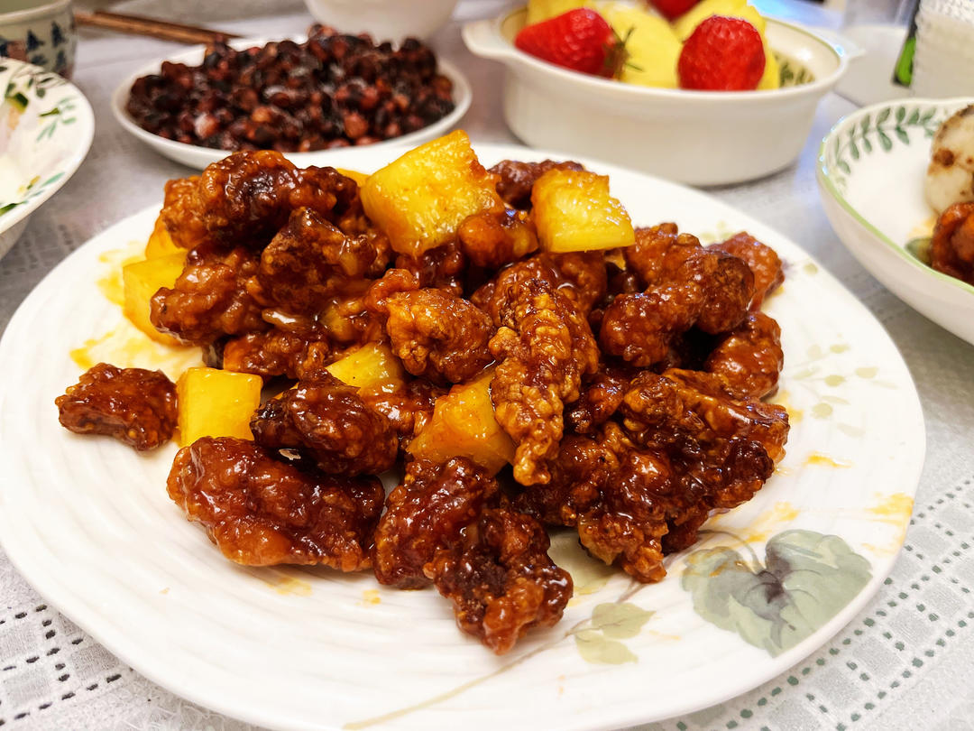🍍酸甜菠萝咕噜肉