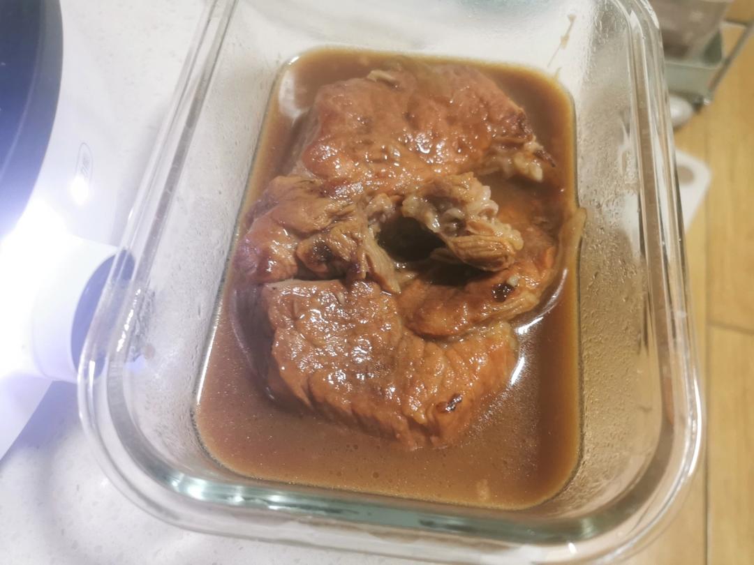 百搭炖猪肉+3款快手小菜