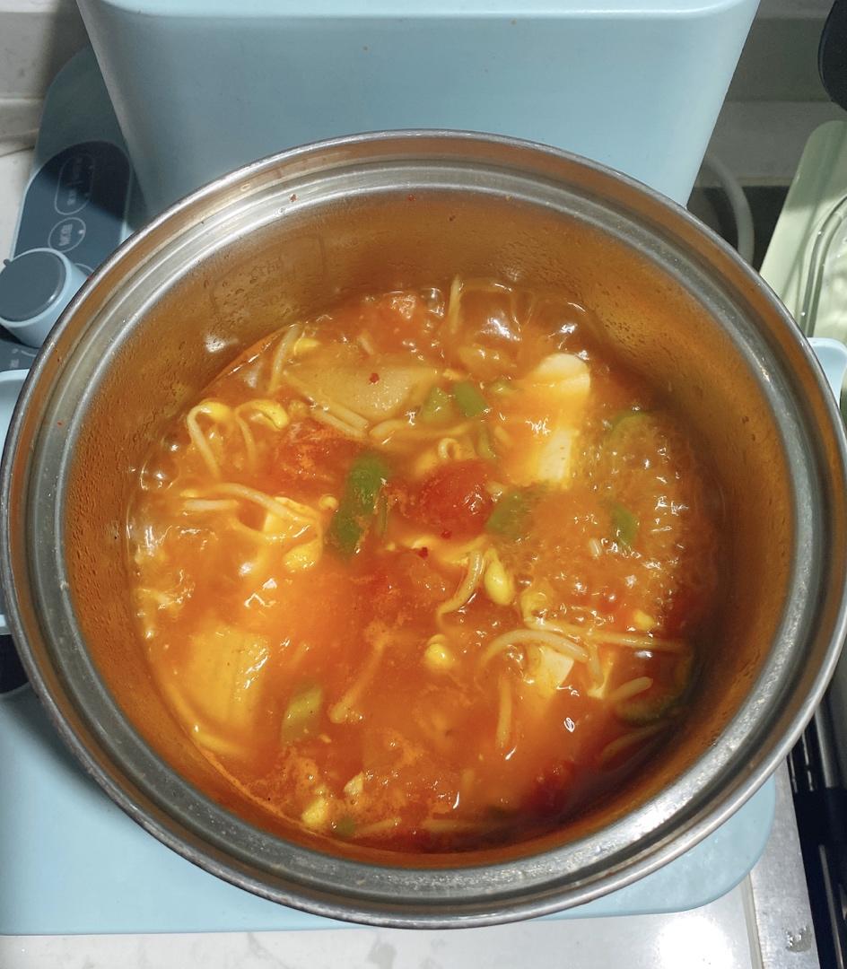 辣白菜豆芽豆腐汤❤️㊙️一口气喝三大碗