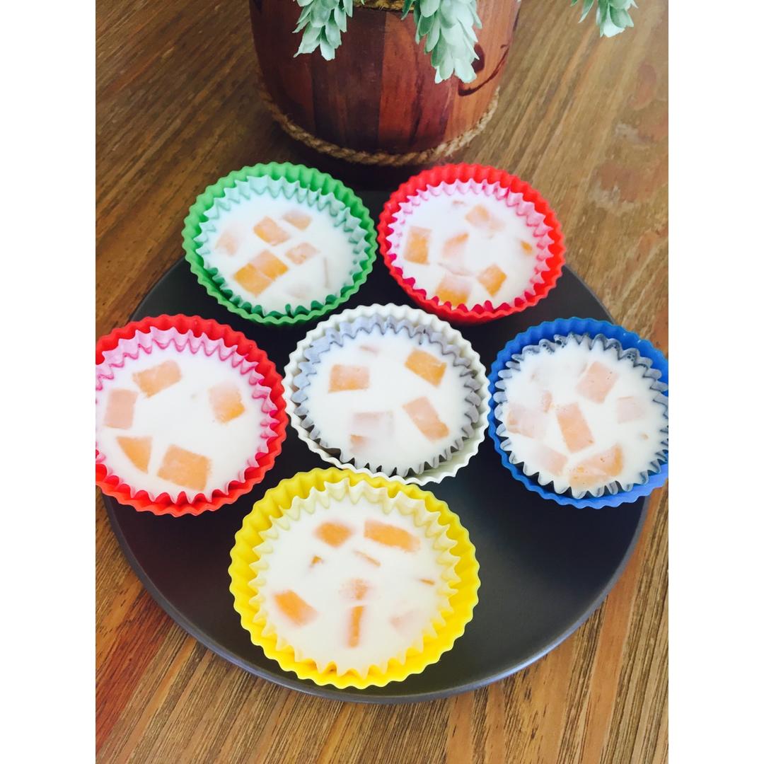 粒粒芒果椰汁冻糕