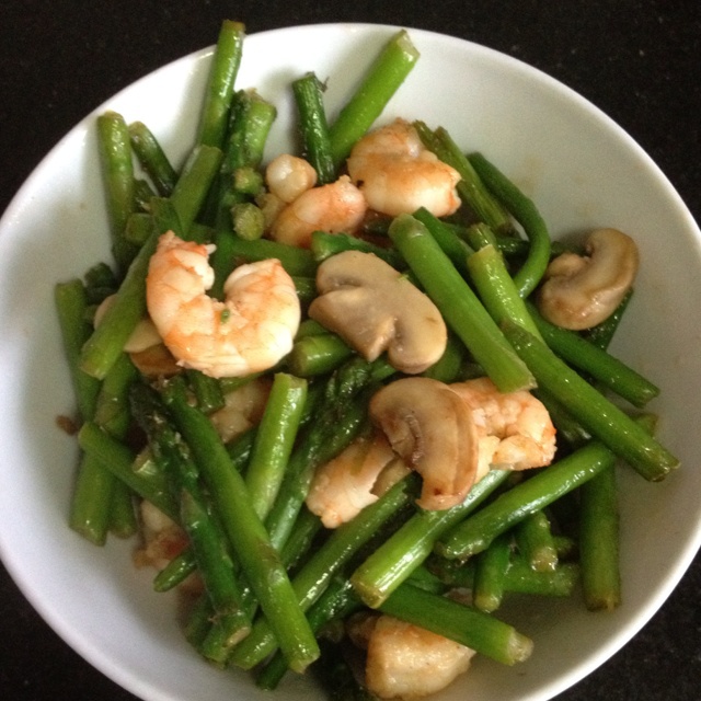 芦笋炒虾仁
