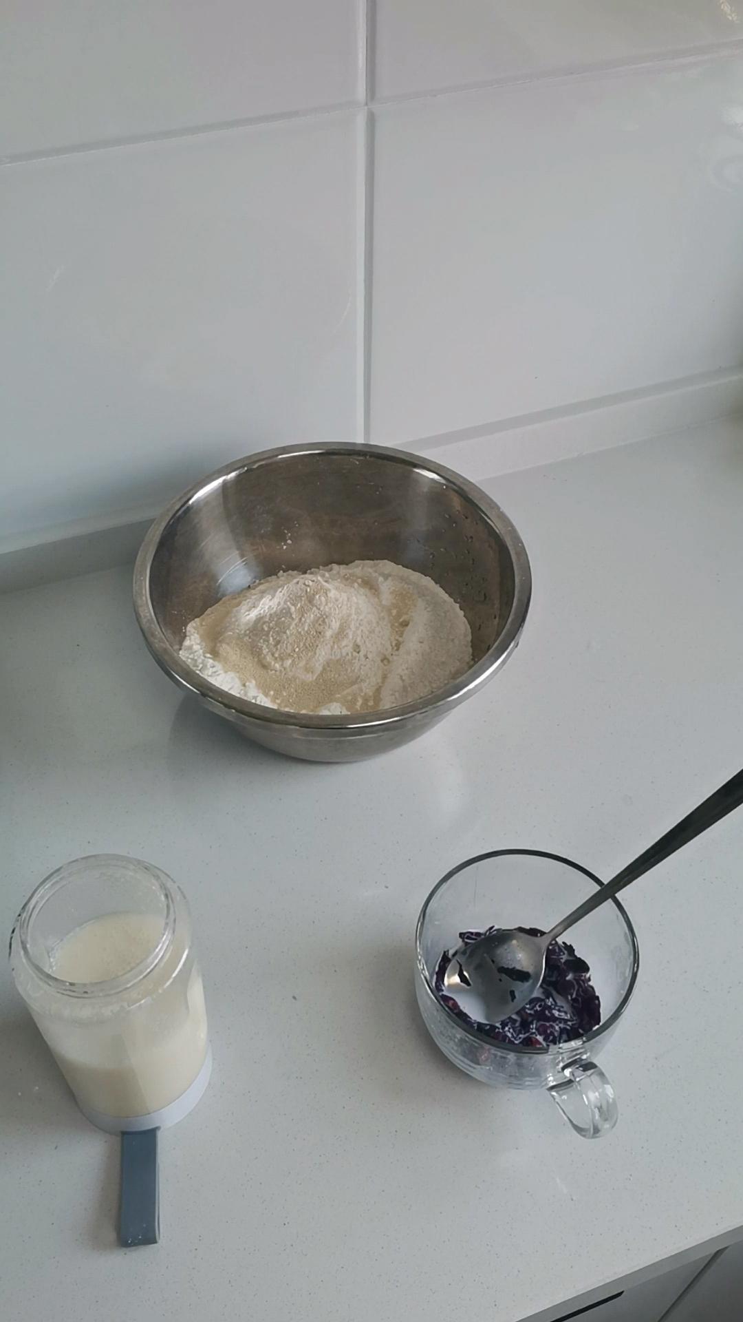 纯奶手撕吐司的做法 步骤1