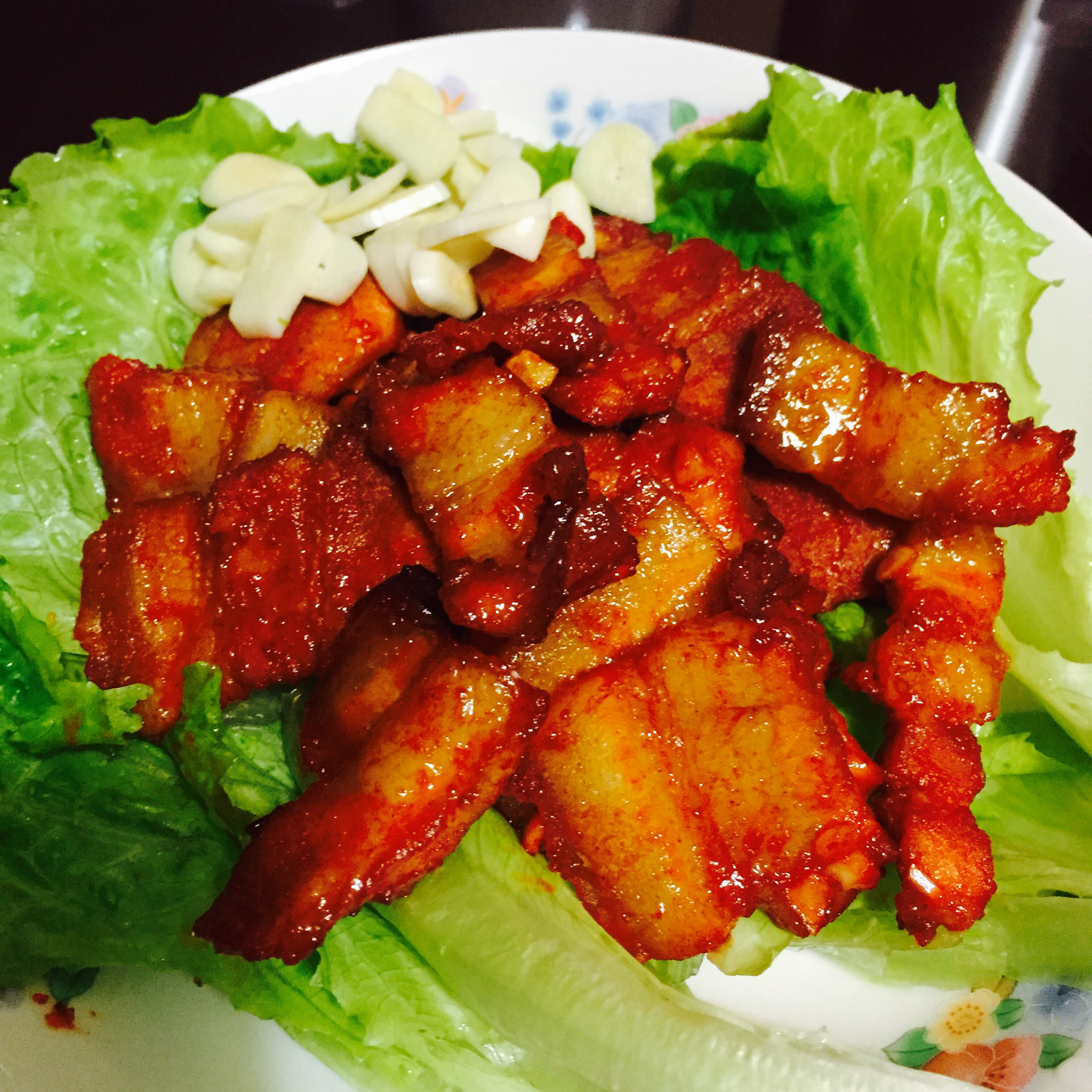 大侠黑眼圈做的韩式烤五花肉