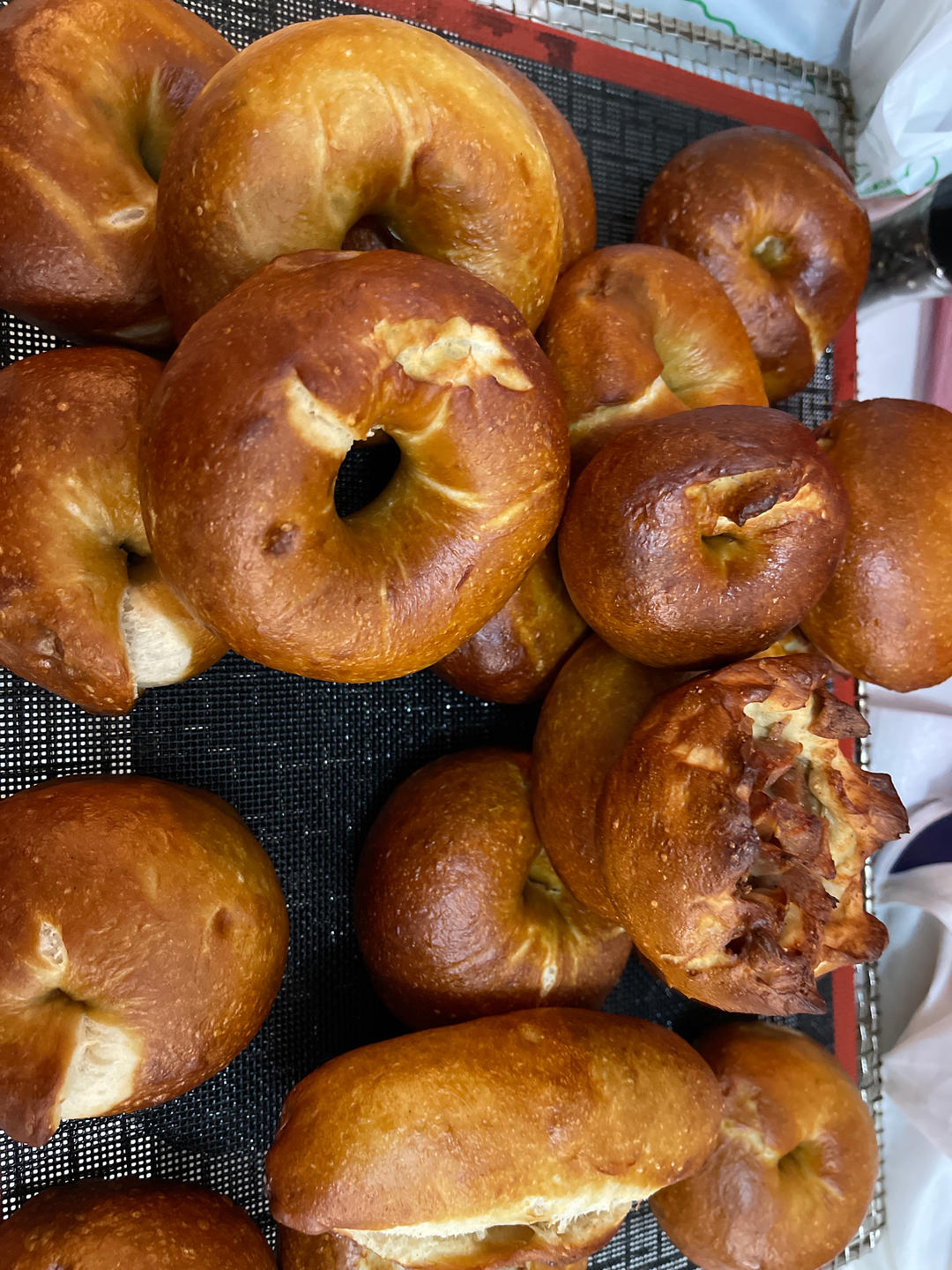 培根芝士碱水贝果