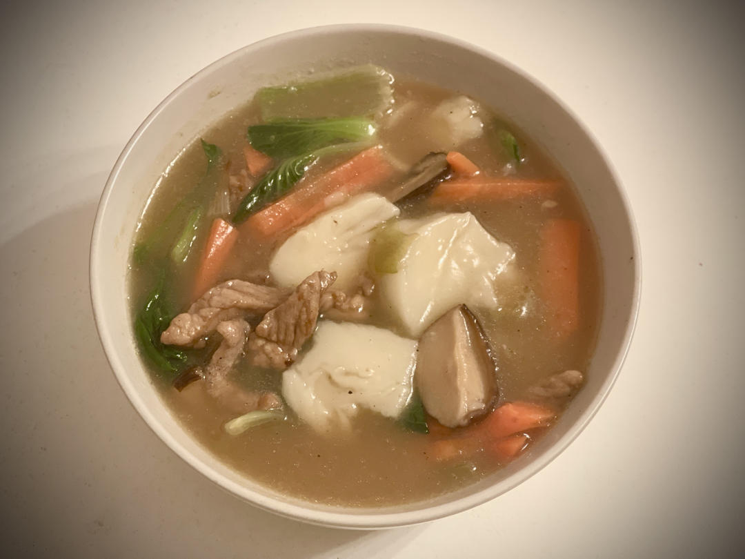 【白菜肉丝年糕汤】