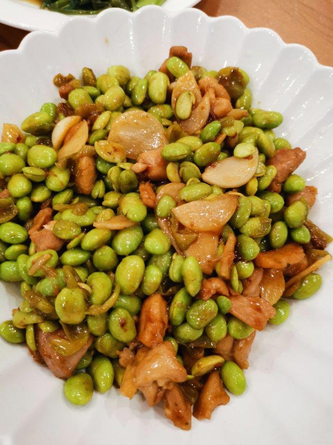 毛豆炒鸡丁 | 一勺接一勺 根本停不下来