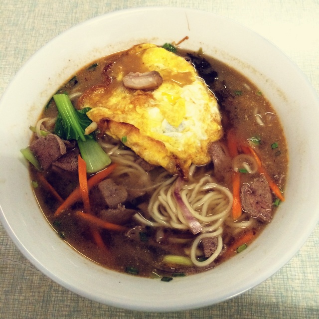 葱爆面—就是汪涵在天天向上里面做的那个啦