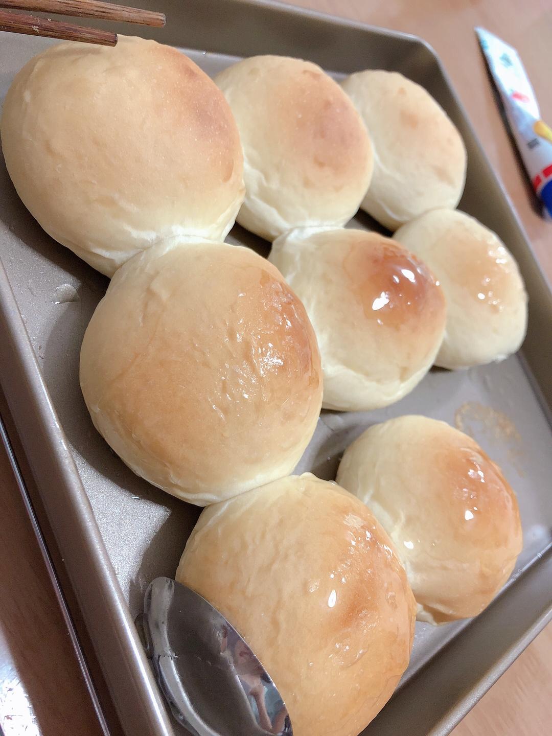 带娃妈妈的手揉简单小餐包，吐司小面包，可手撕哟…