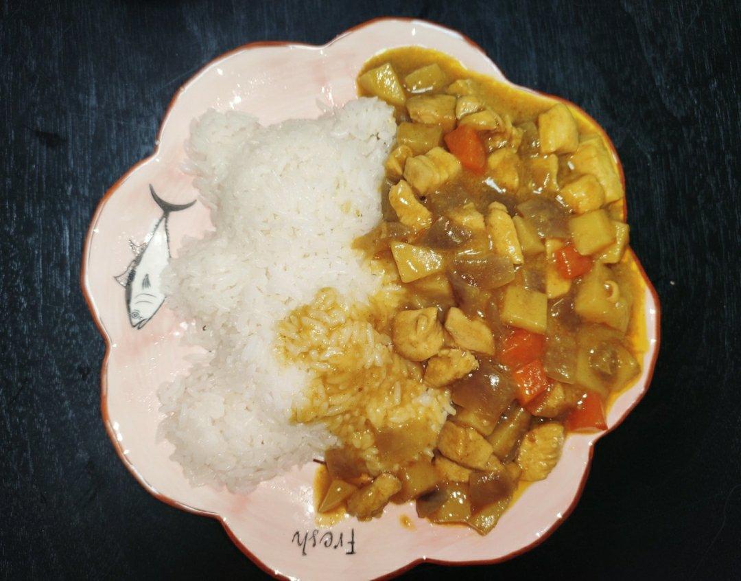 咖喱鸡肉饭