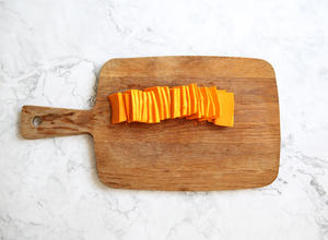 奶酪焗南瓜的做法 步骤2