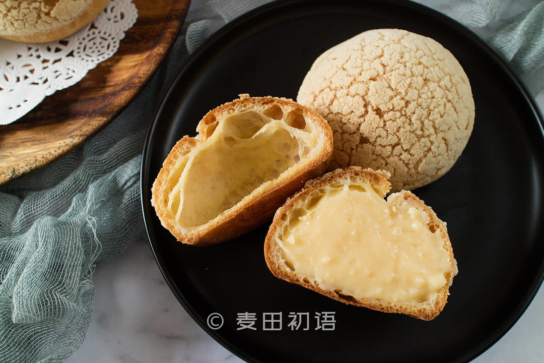 一口就爆浆的卡士达酥皮泡芙
