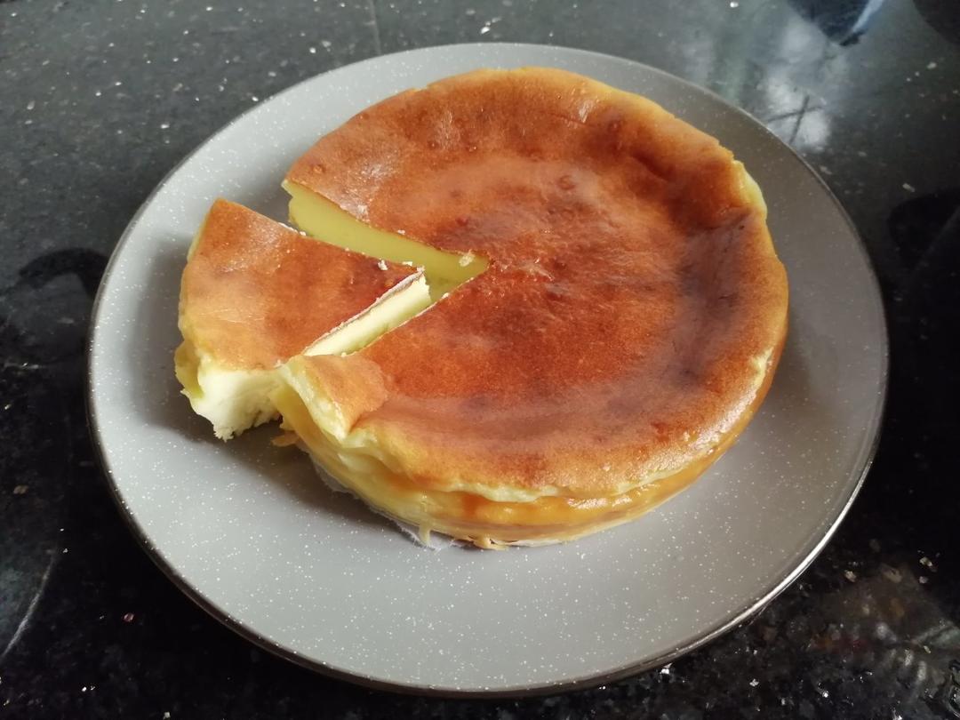 巴斯克式乳酪蛋糕