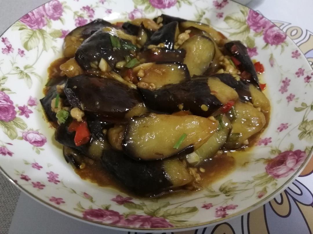 鱼香茄子是如此勾人，以至于连体重都不顾了！