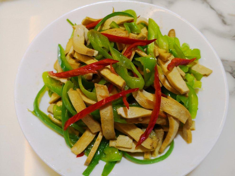 橡树uvk0做的青椒炒豆腐干