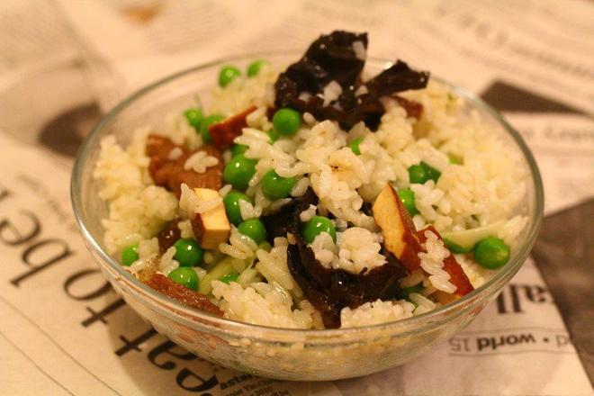 董太的私房菜—豌豆炒饭的做法