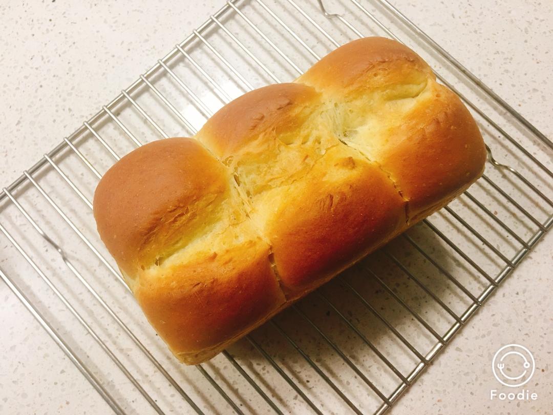 爆发力惊人的70%中种全麦吐司