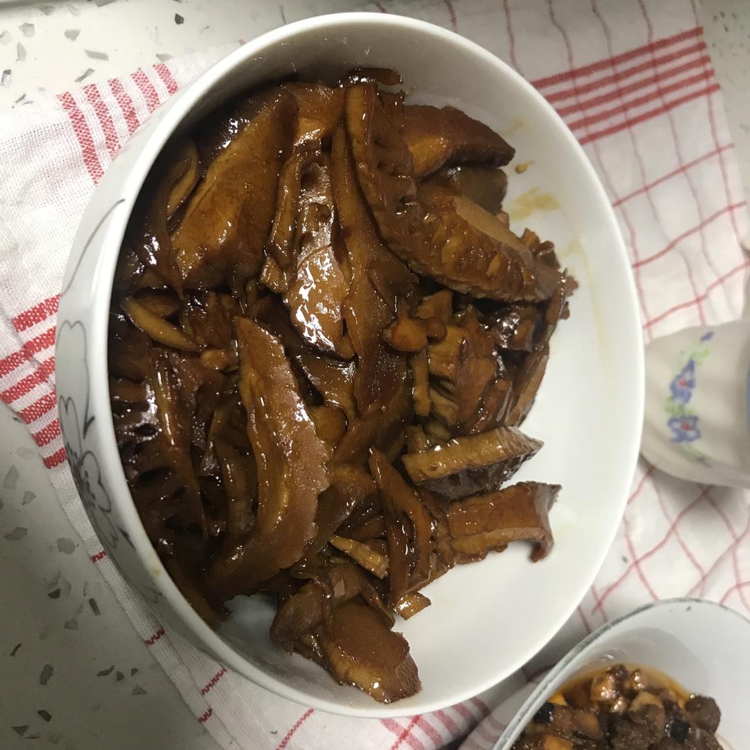 红焖笋干