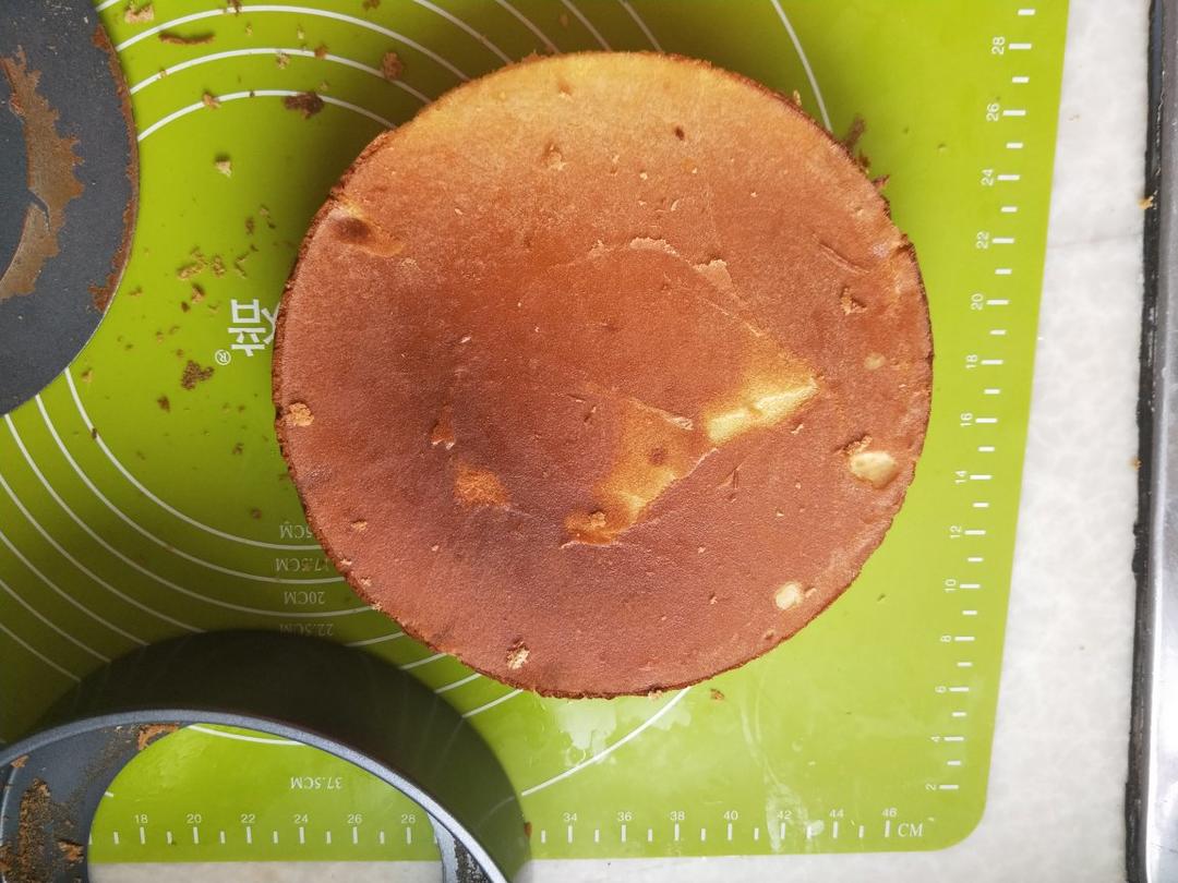 蛋糕的做法（8寸戚风蛋糕）