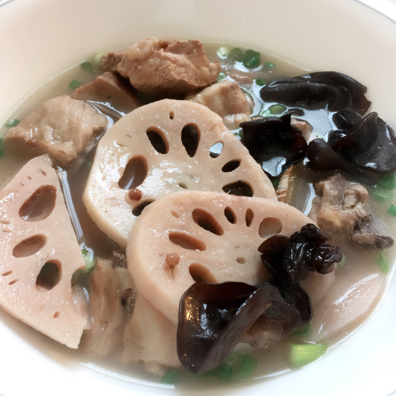 排骨莲藕汤