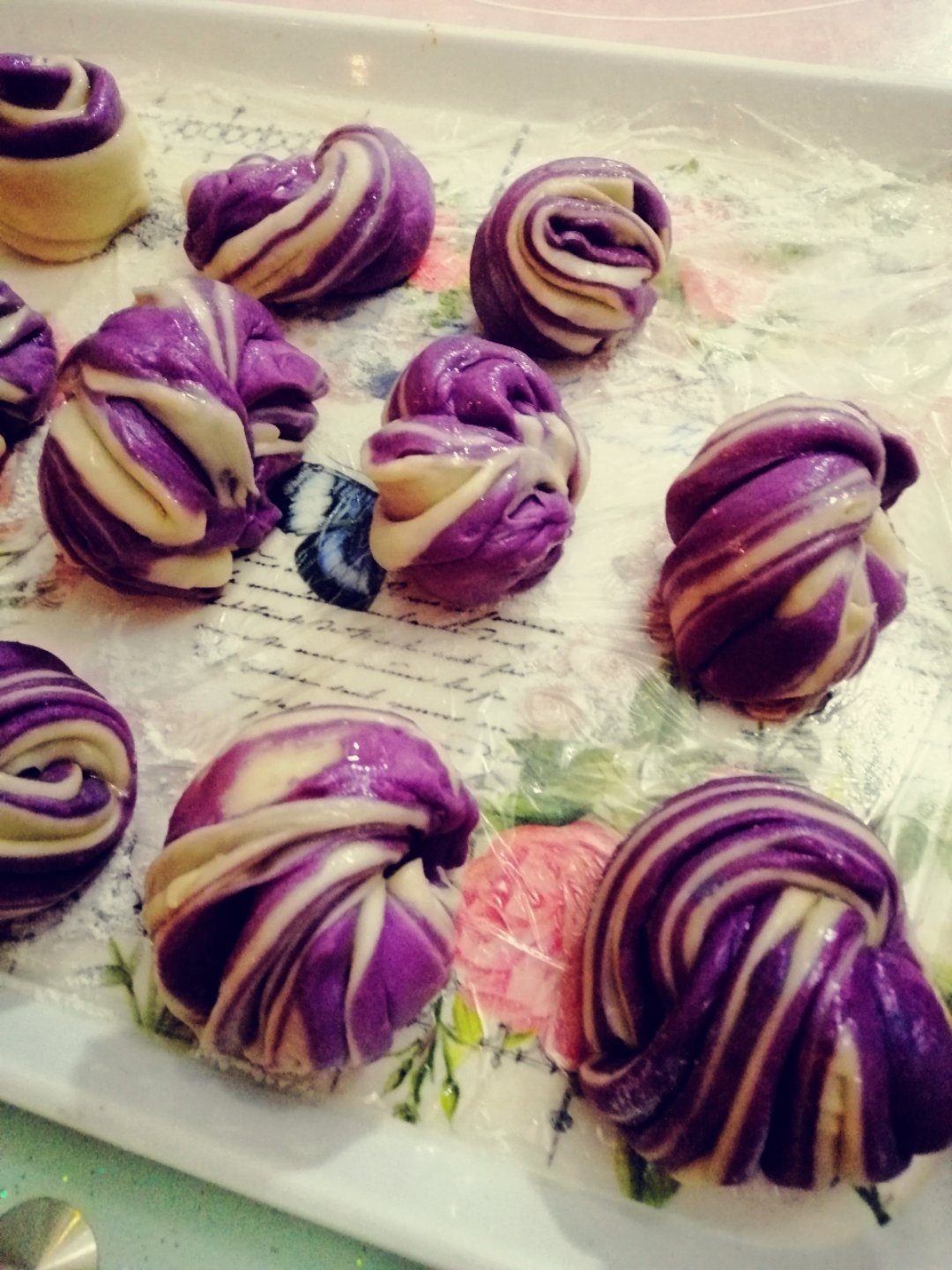 紫薯奶香玫瑰花卷馒头