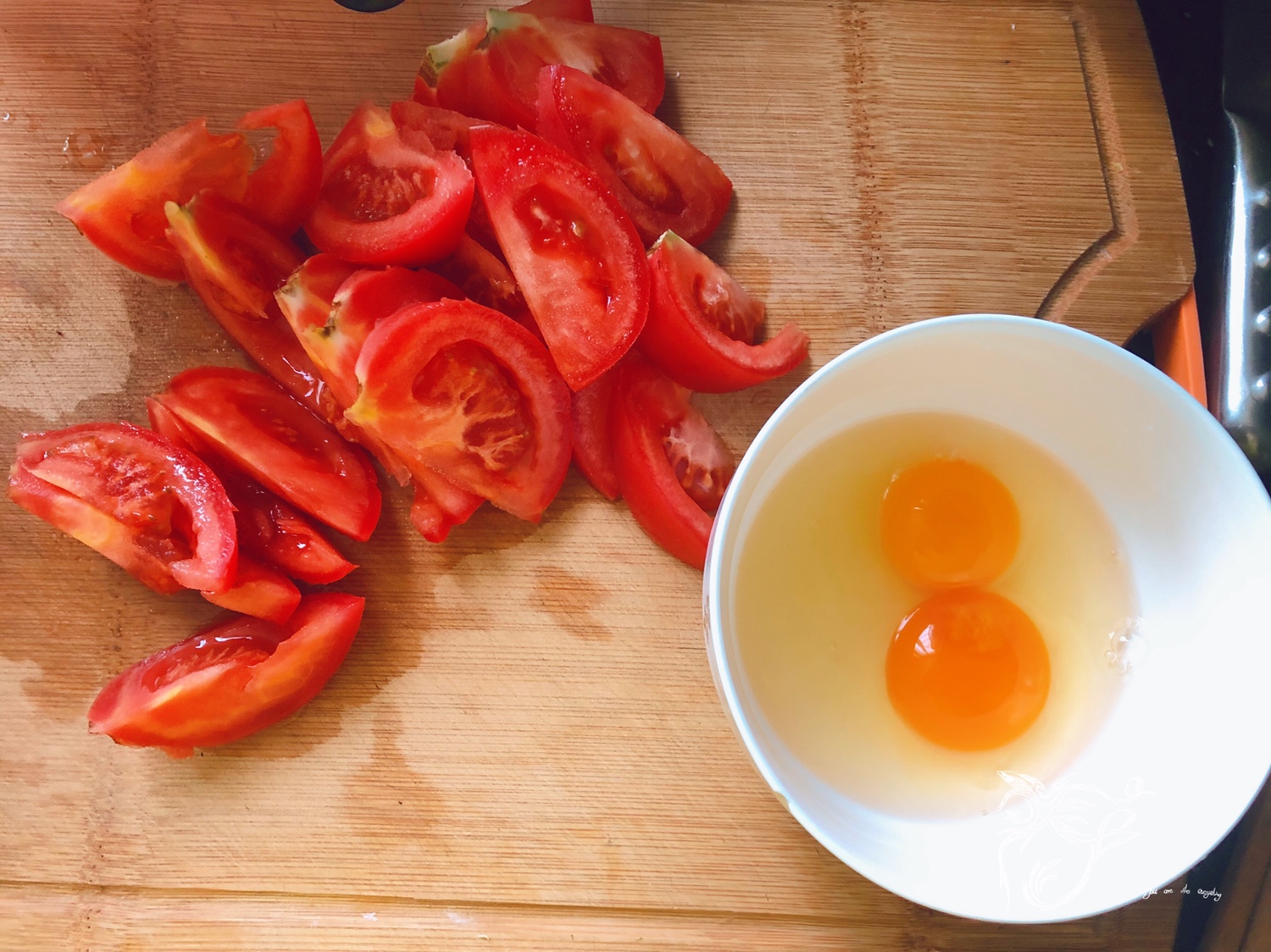 元气早餐-番茄鸡蛋炒面的做法 步骤1