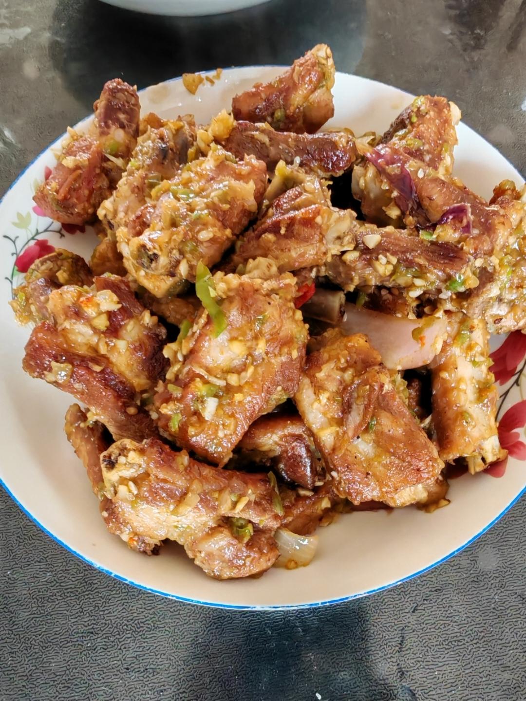 蒜香排骨