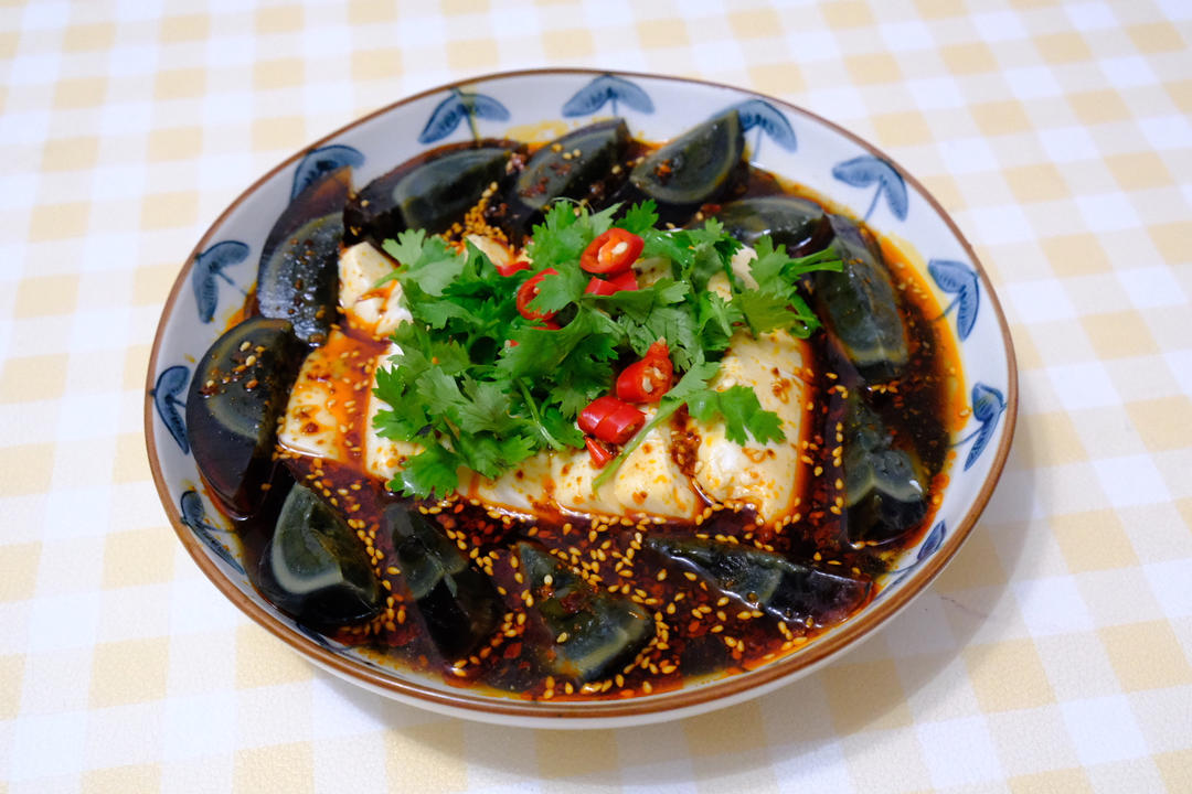 皮蛋豆腐