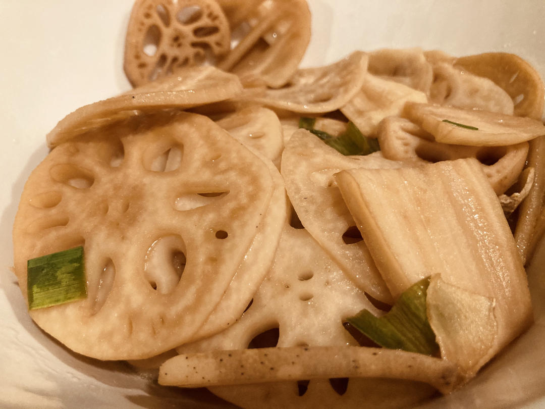 全家都爱吃的清炒藕片😋
