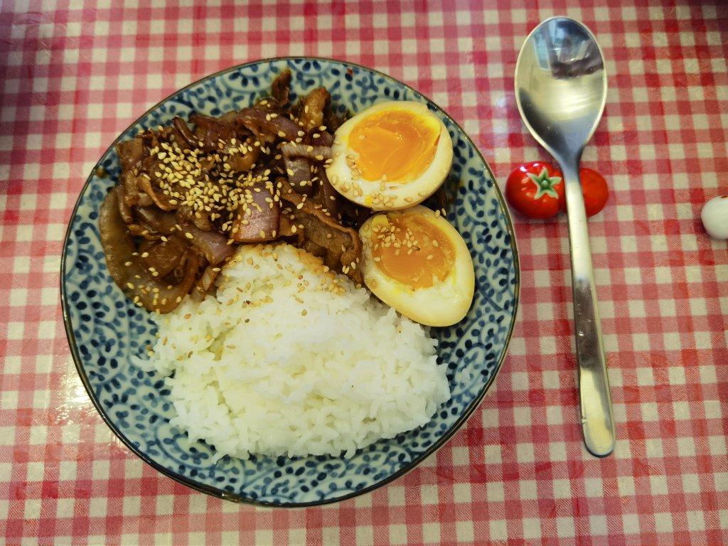 “吉野家”肥牛饭