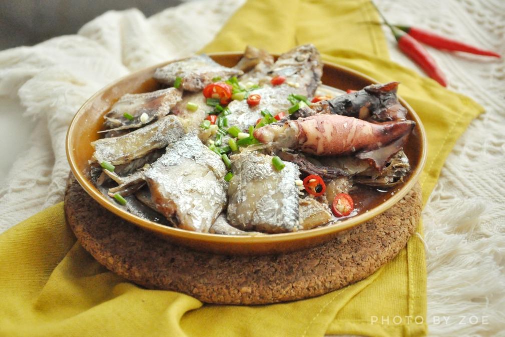 电饭煲搞定一餐主食和蒸杂鱼的做法