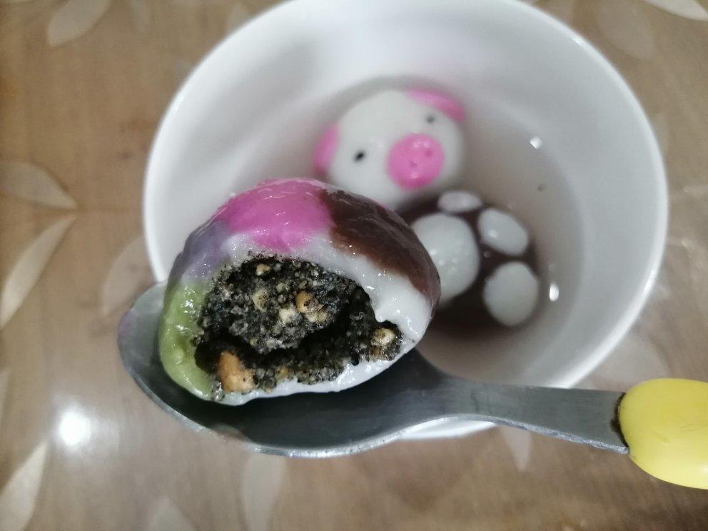 花生黑芝麻汤圆