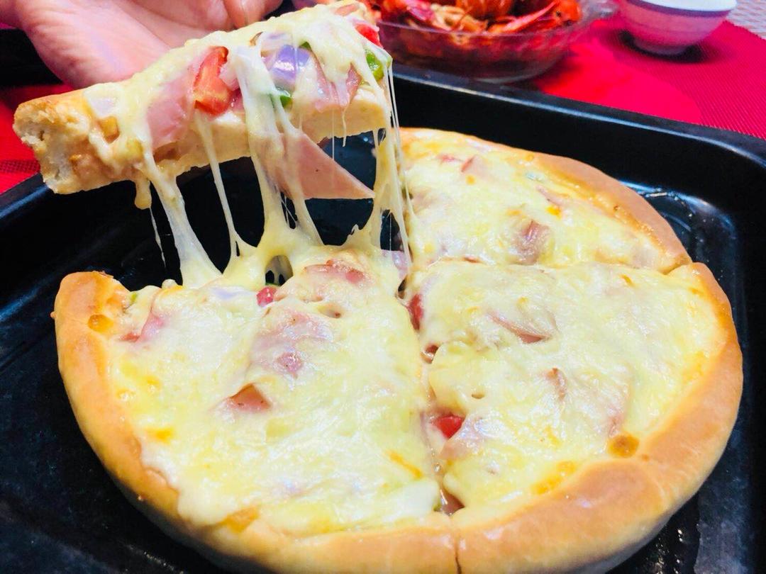 黑椒鸡肉蔬菜披萨