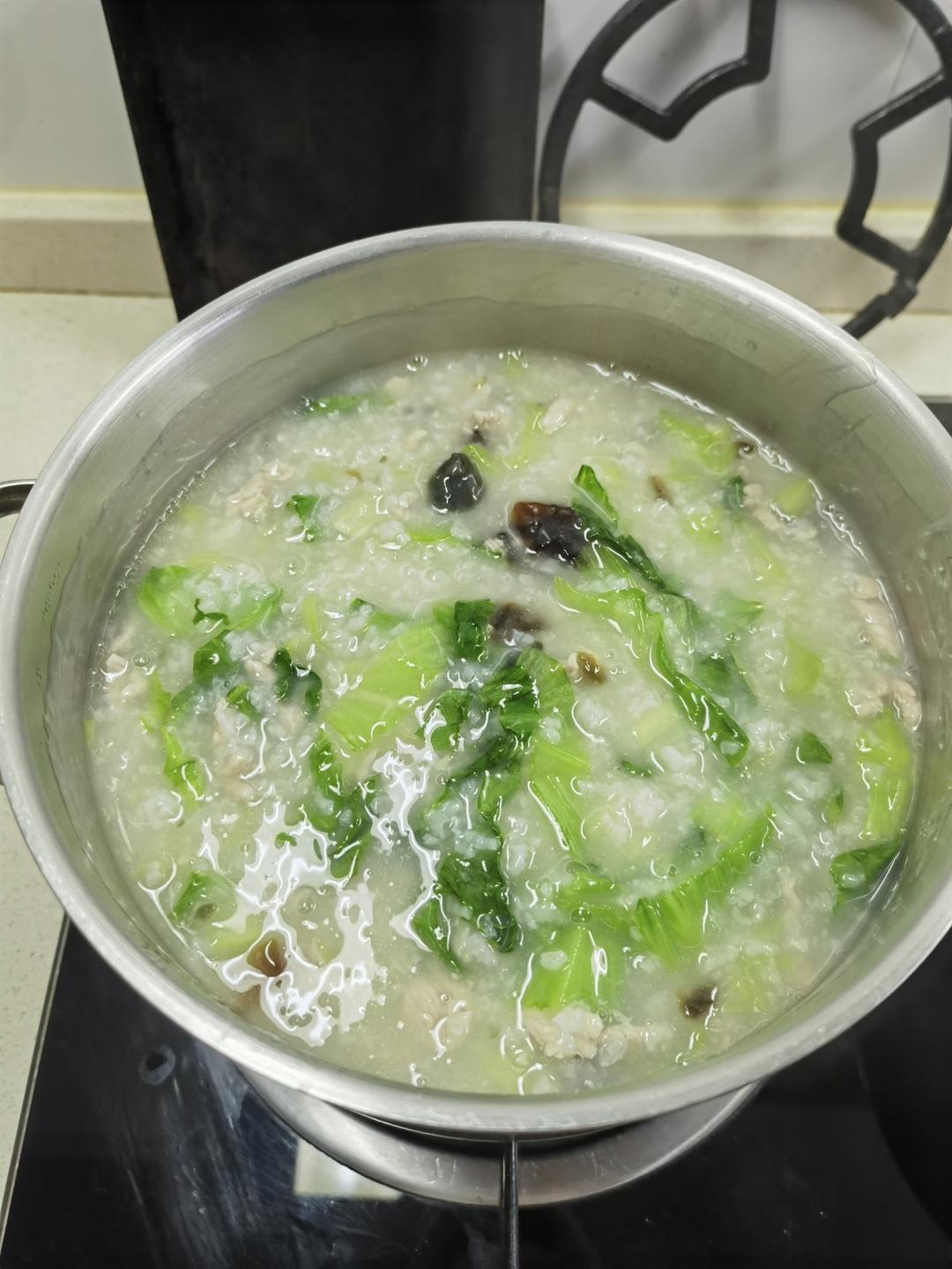 妈妈👩教我做的皮蛋瘦肉粥🥣简单快捷美味😋