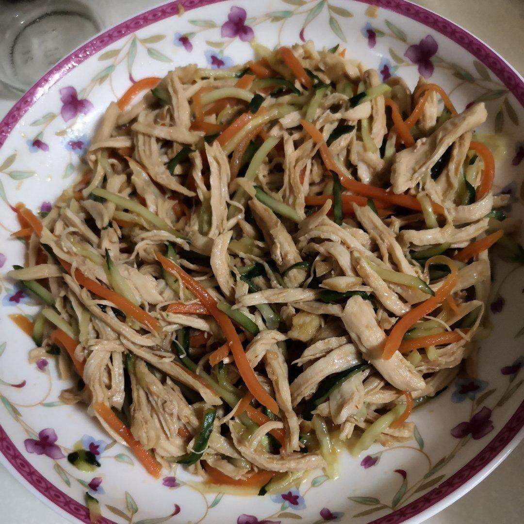 夏季清爽开胃🥒十分钟搞定🐤低脂凉拌鸡胸肉