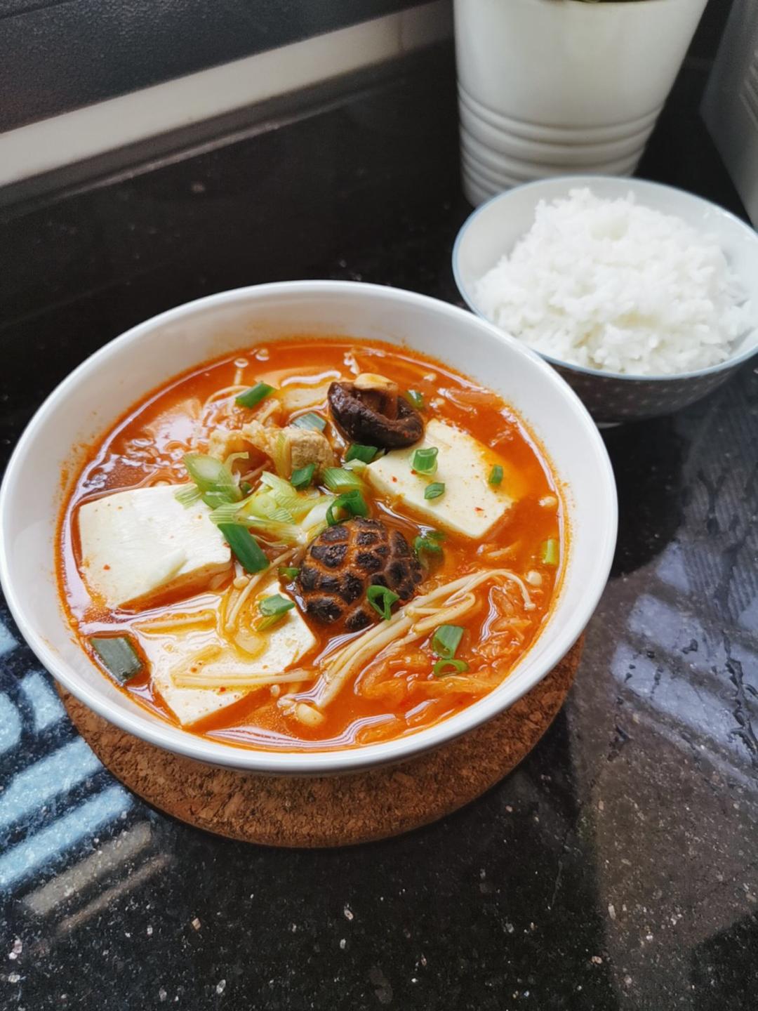 好吃到哭泣的泡菜豆腐汤