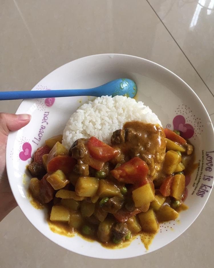 咖喱牛肉饭