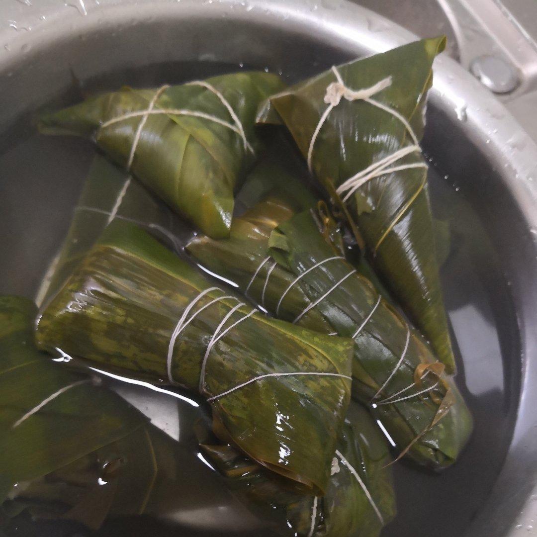 【视频】分享三种粽子的包法，简单好看不漏米