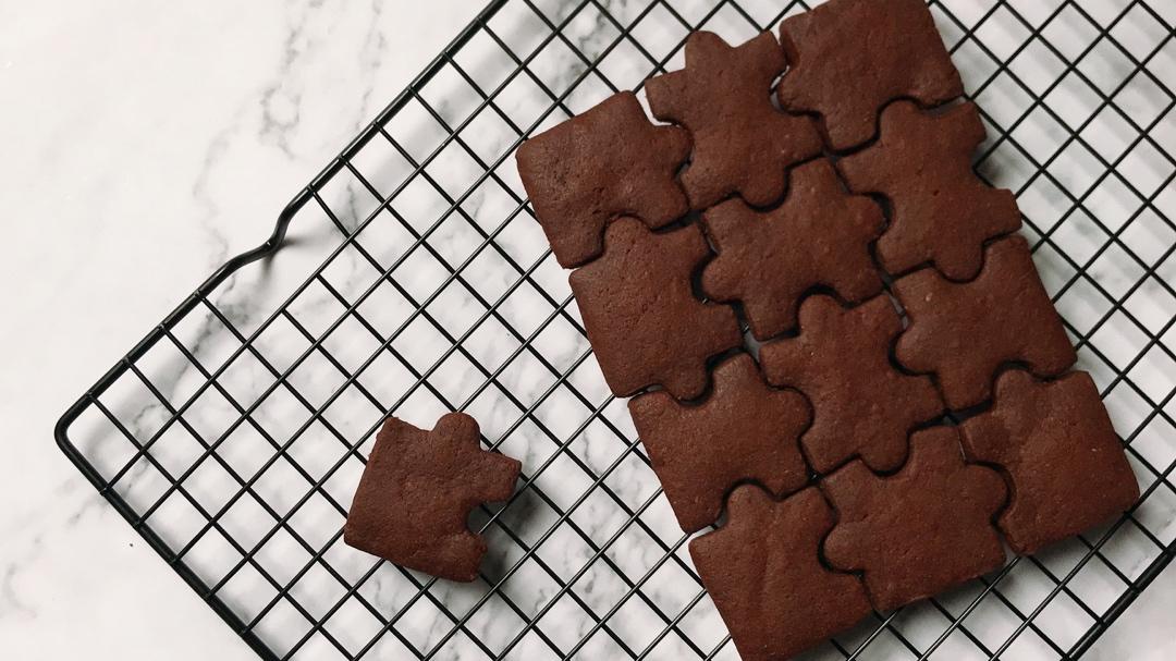 挤花毫无压力的巧克力曲奇