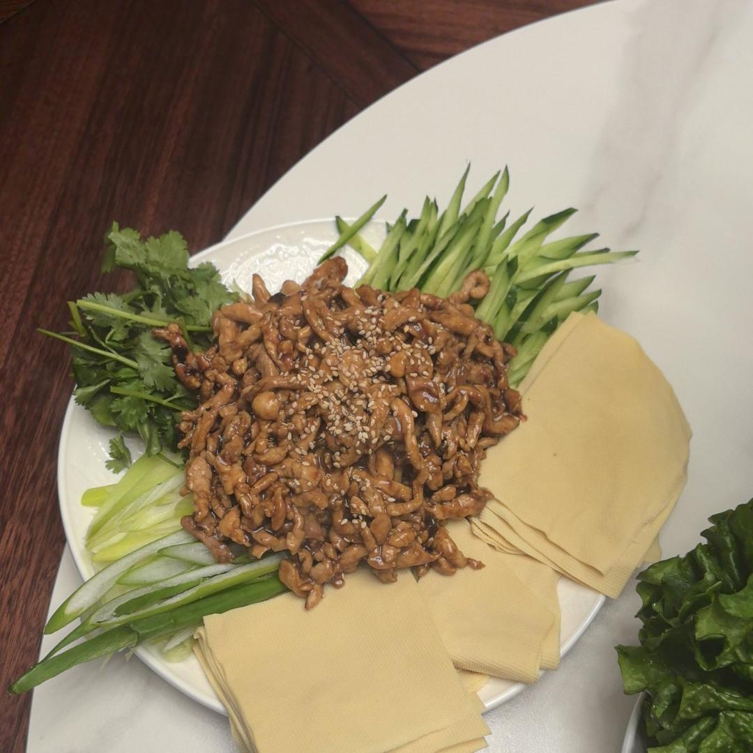 好吃到舔手的酱肉丝