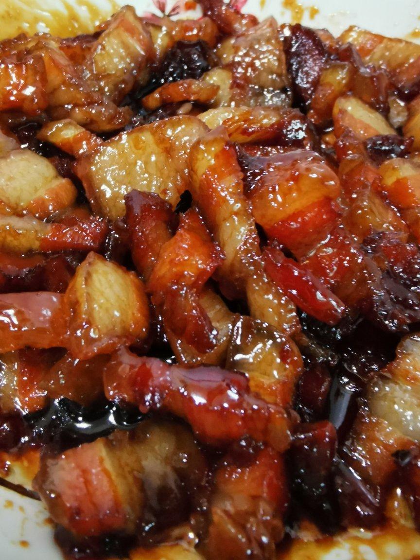 不用叉烧酱没明火没烤箱也能做出媲美酒楼的叉烧