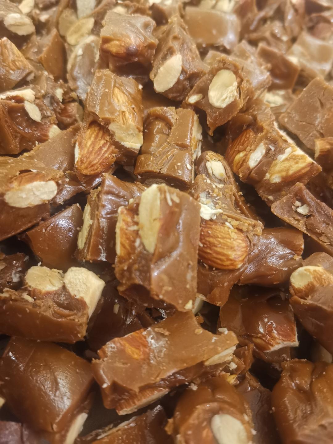 海盐杏仁太妃糖-