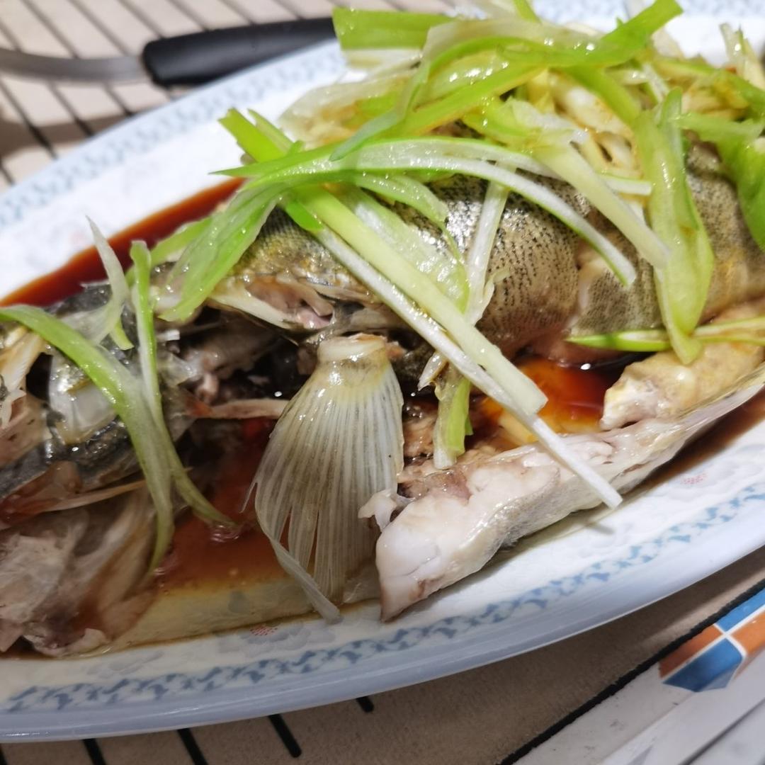 清蒸鱼（桂鱼、鲈鱼、多宝、鳊鱼均适用）