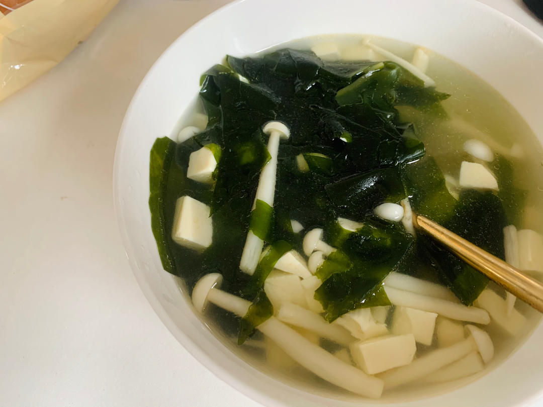 裙带菜汤