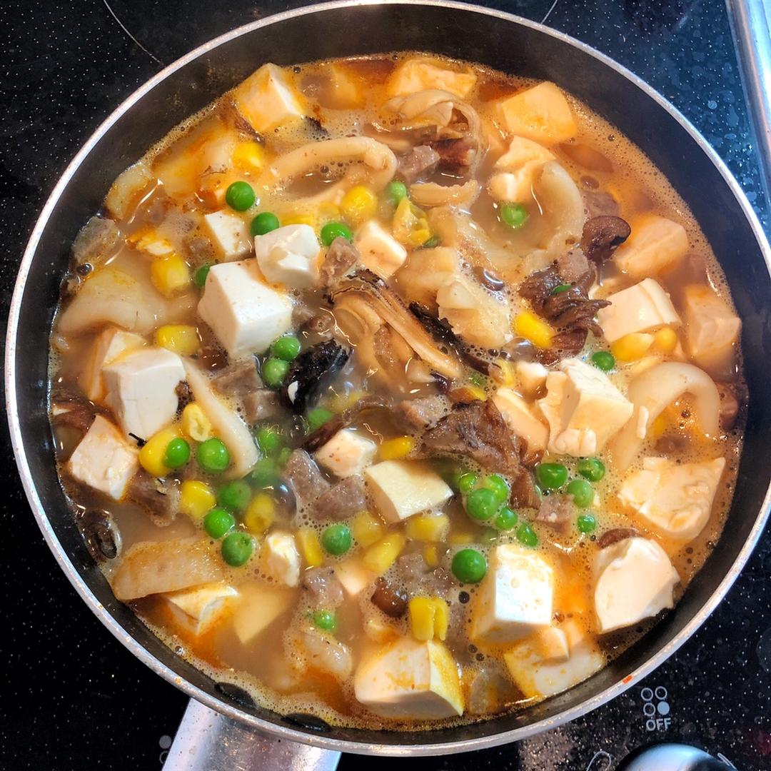 家常海鲜豆腐汤