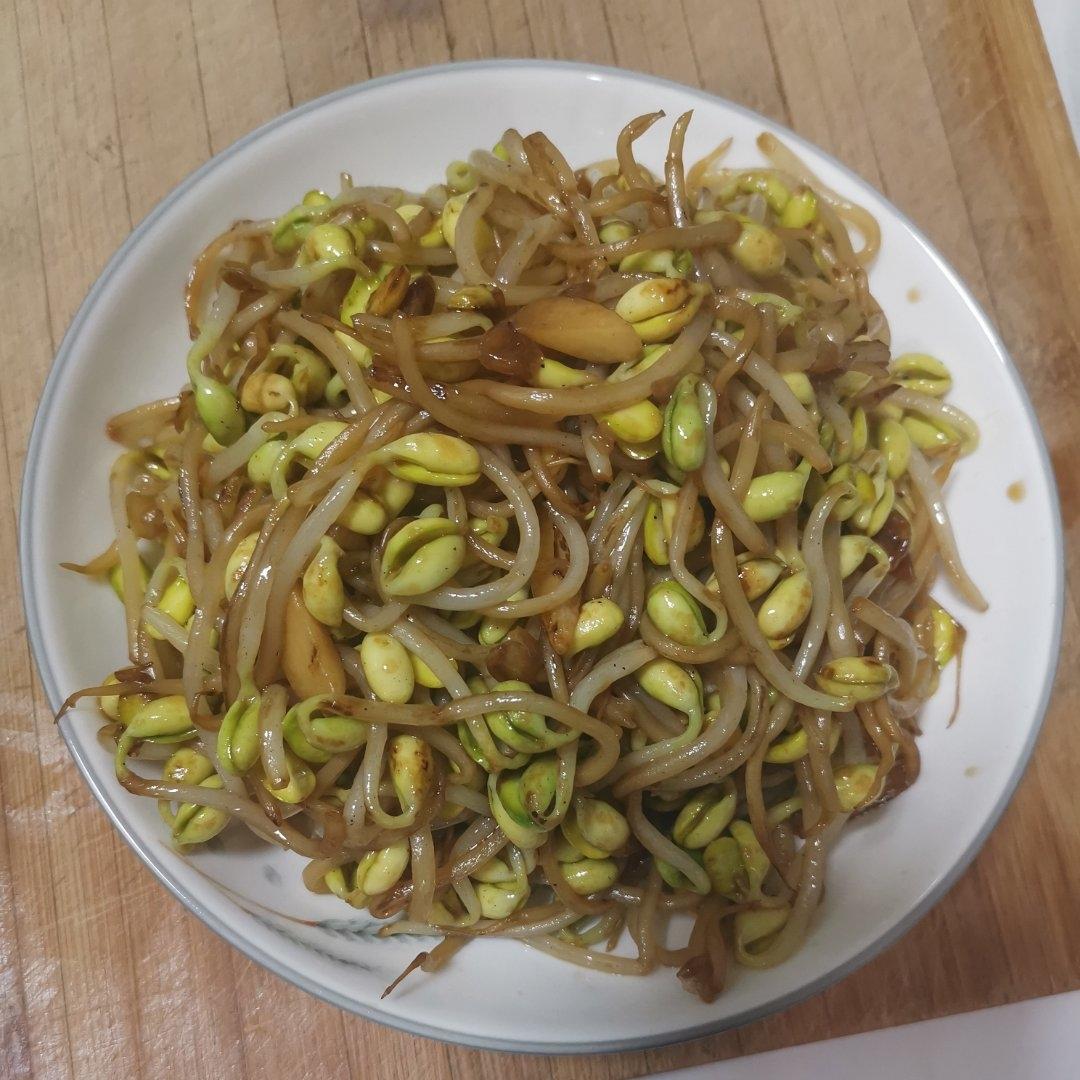 炒黄豆芽