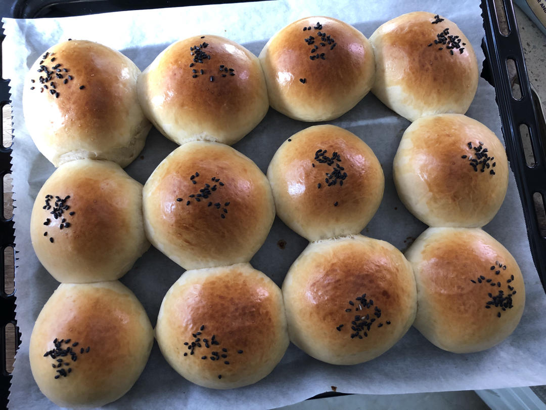 鲜奶小餐包-一次性发酵省时省力