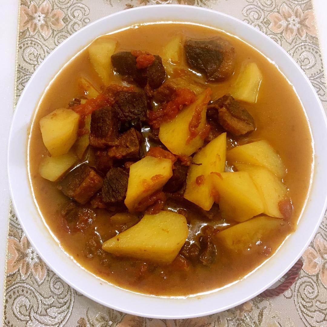 番茄土豆炖牛腩